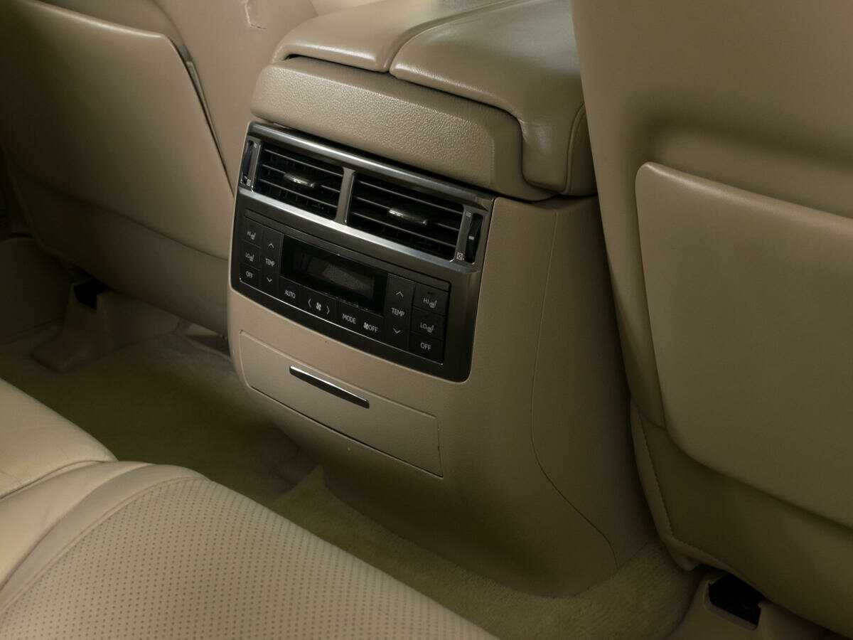 Купить Lexus LX с пробегом. Фото: #14