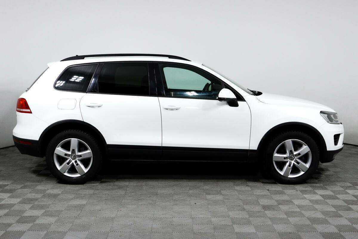 Купить Volkswagen Touareg с пробегом. Фото: #3