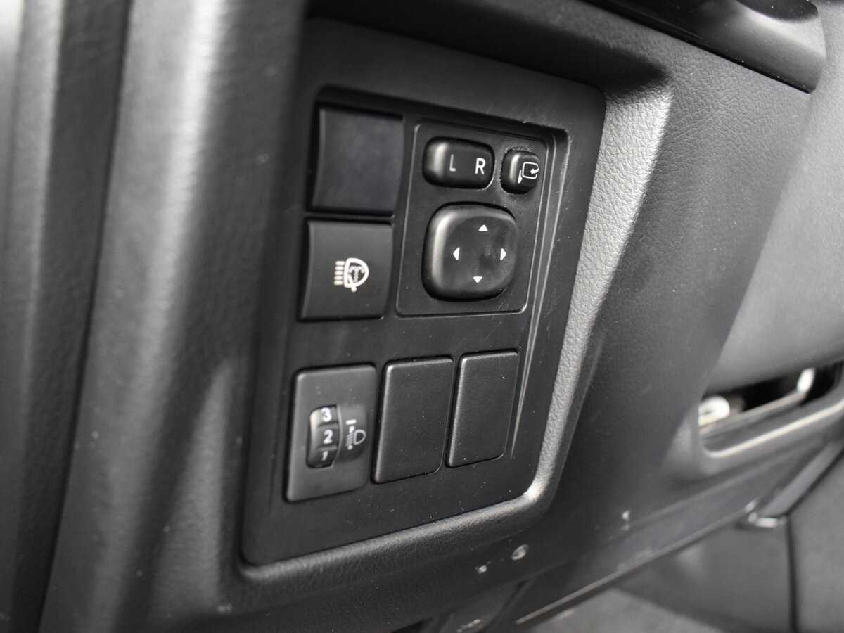 Купить Toyota Land Cruiser Prado с пробегом. Фото: #7