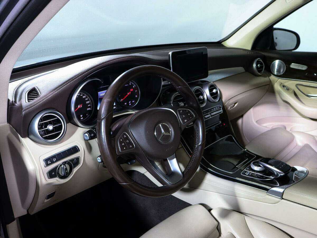 Купить Mercedes-Benz GLC с пробегом. Фото: #11
