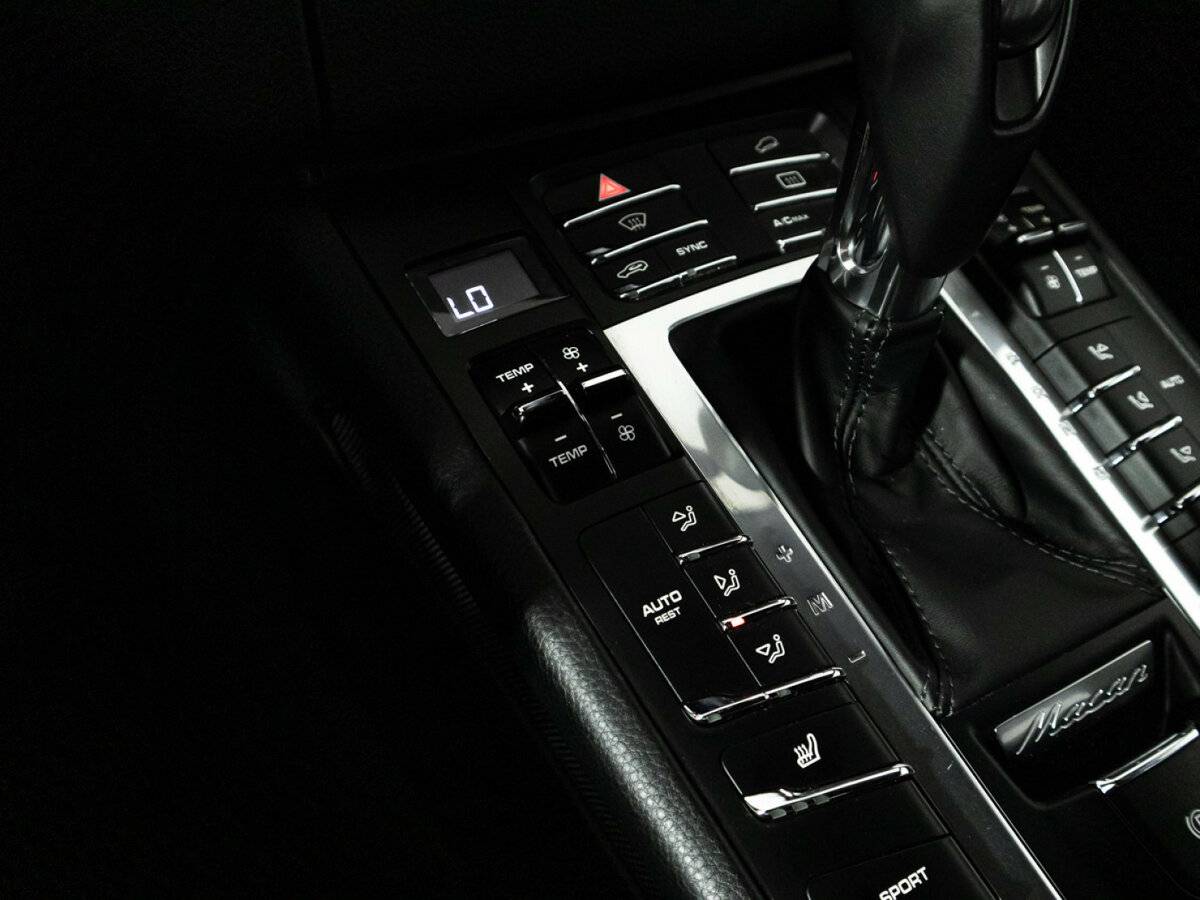 Купить Porsche Macan с пробегом. Фото: #20