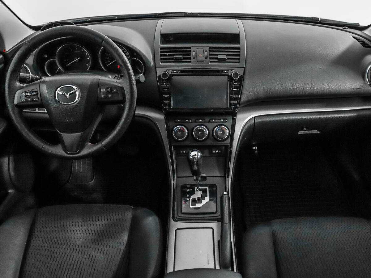 Купить Mazda 6 с пробегом. Фото: #11