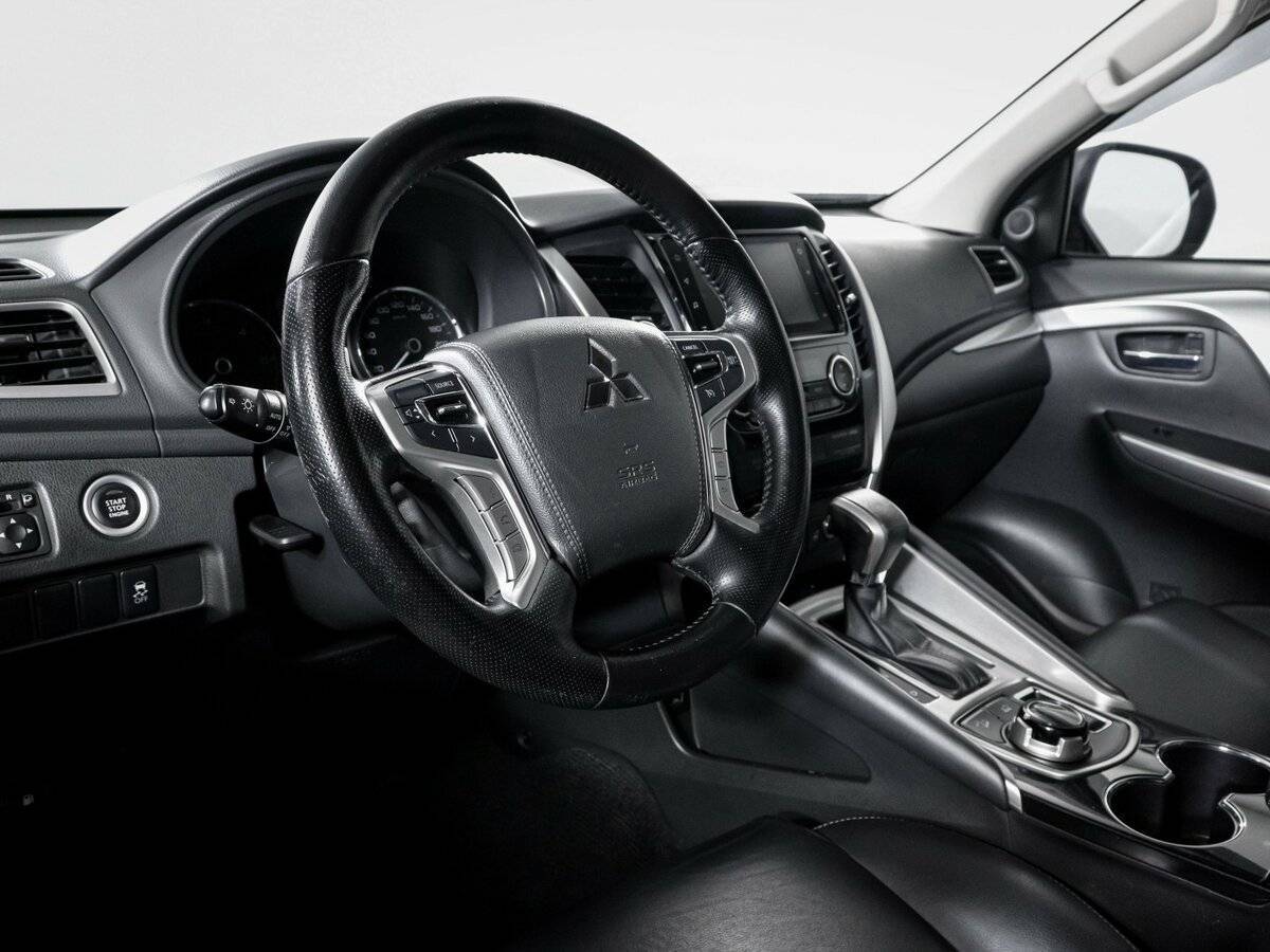 Купить Mitsubishi Pajero Sport с пробегом. Фото: #11