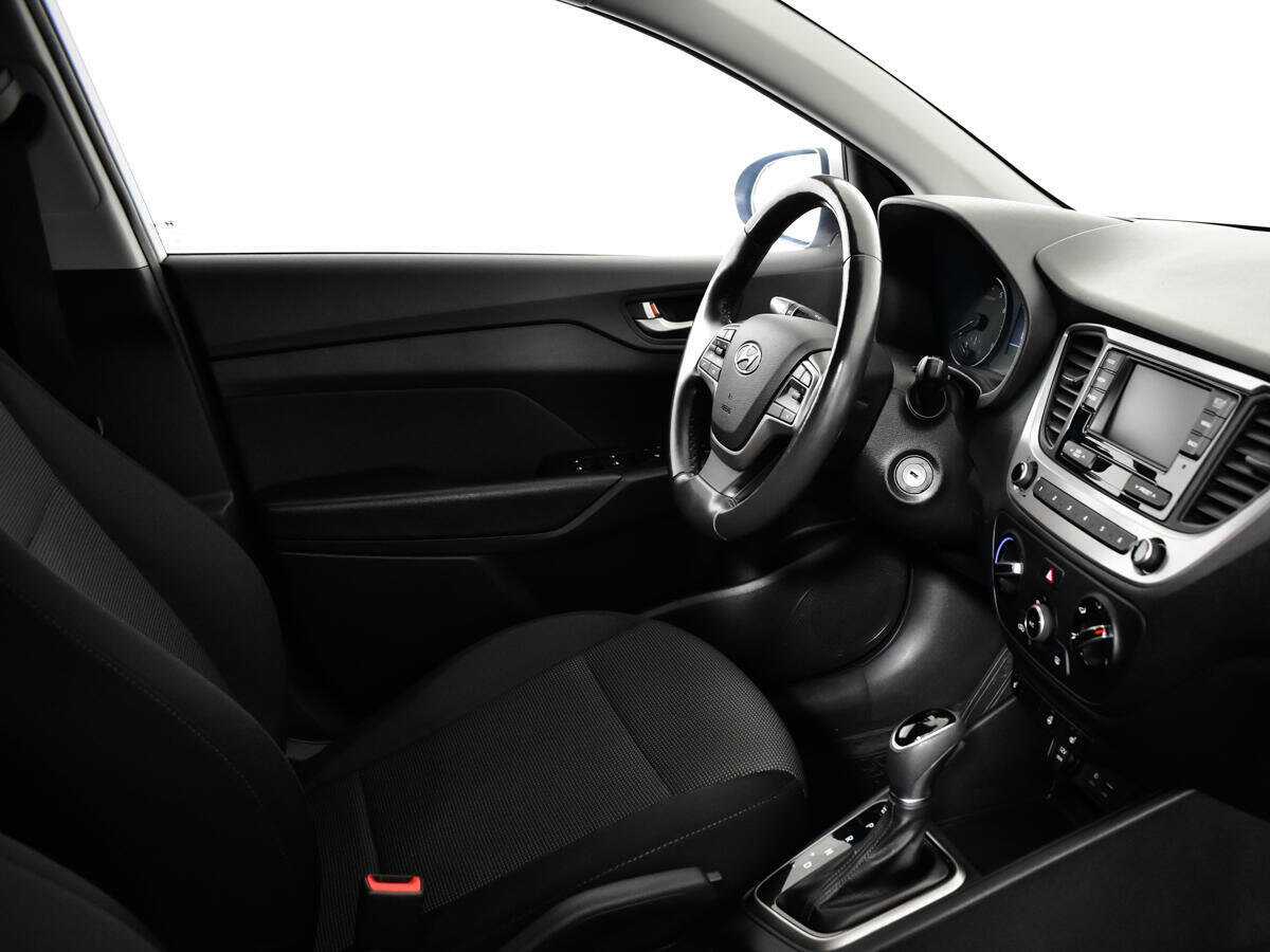 Купить Hyundai Solaris с пробегом. Фото: #8