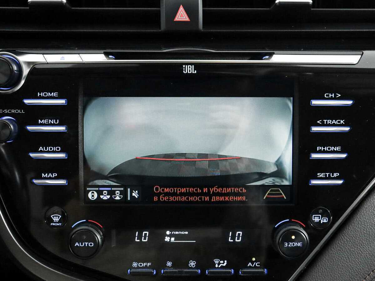 Купить Toyota Camry с пробегом. Фото: #21
