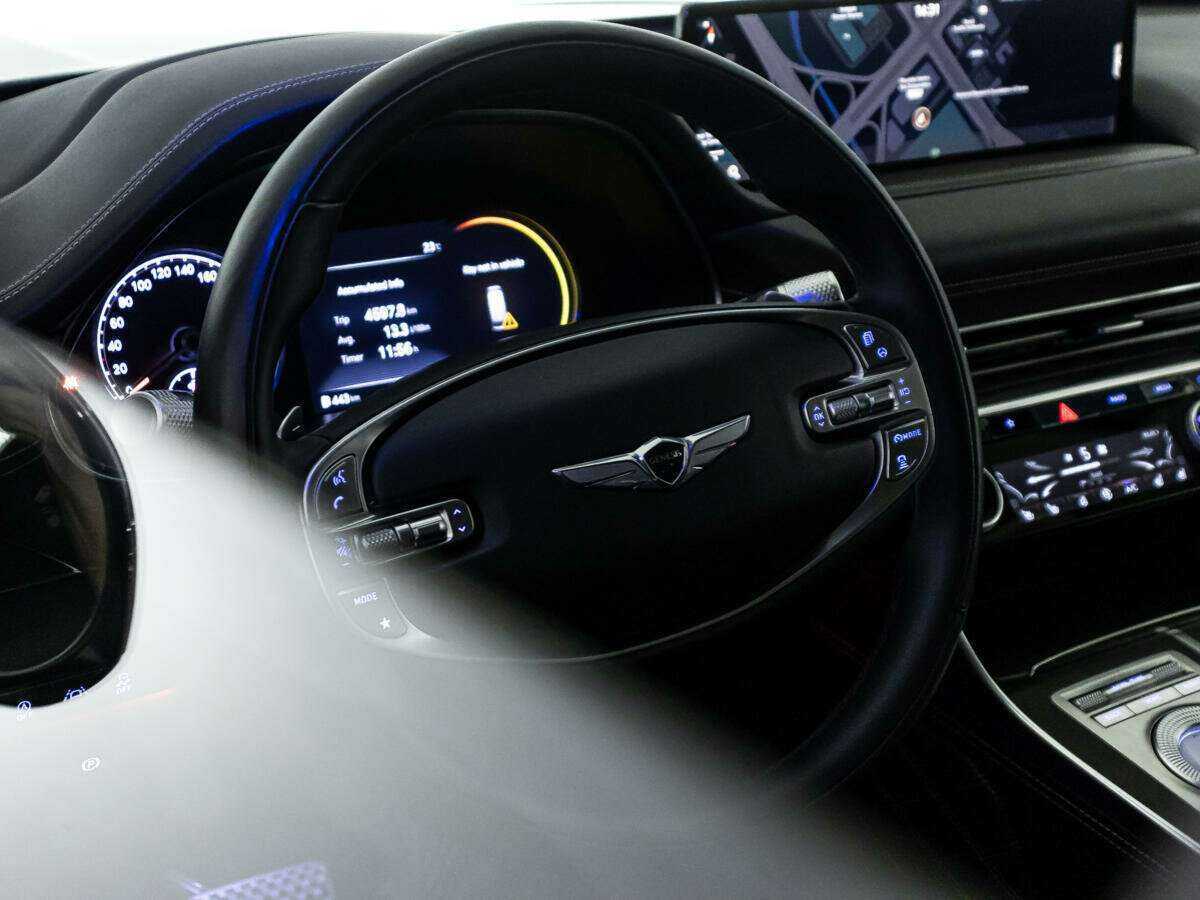 Купить Genesis GV80 с пробегом. Фото: #27