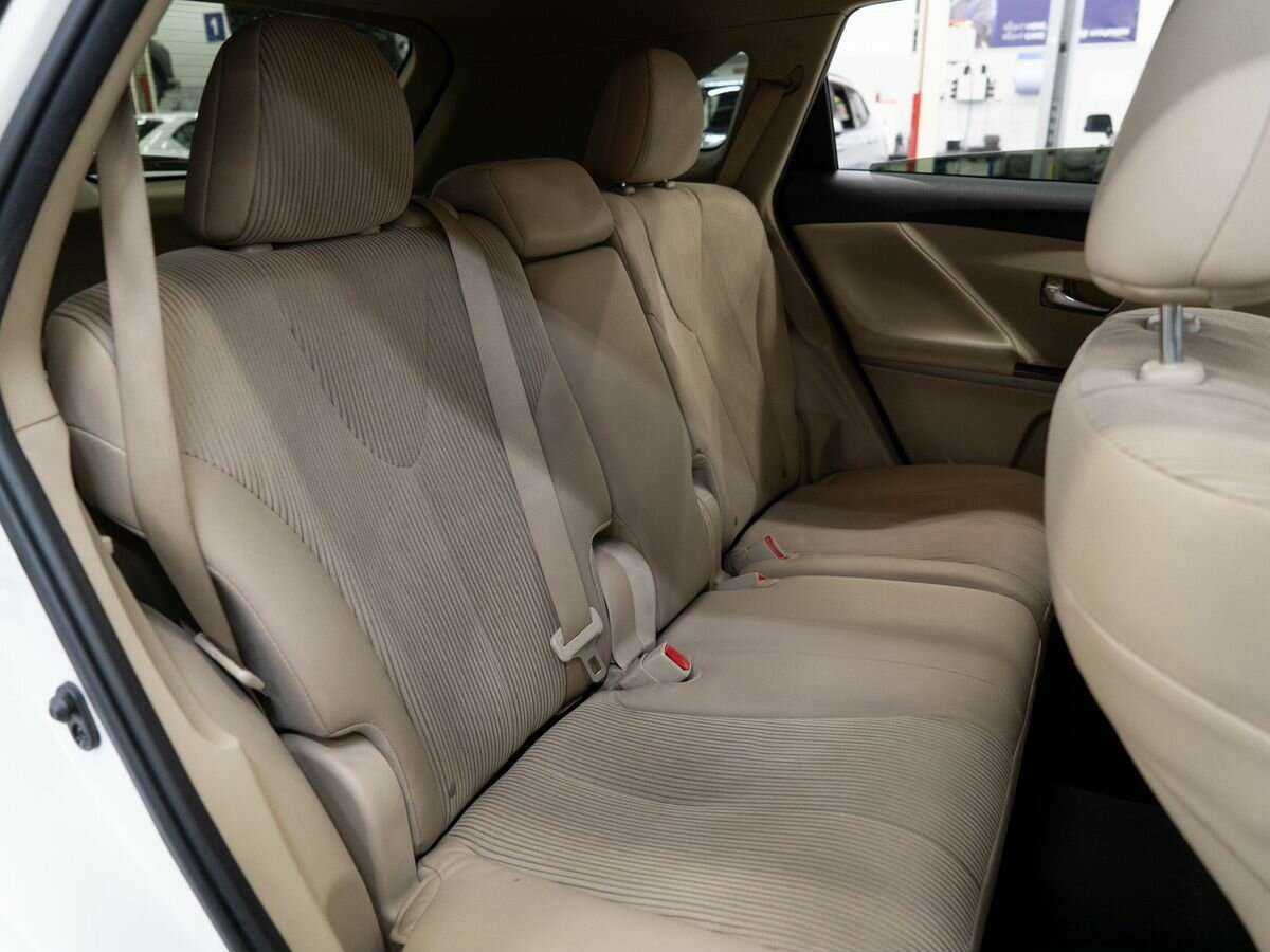 Купить Toyota Venza с пробегом. Фото: #8