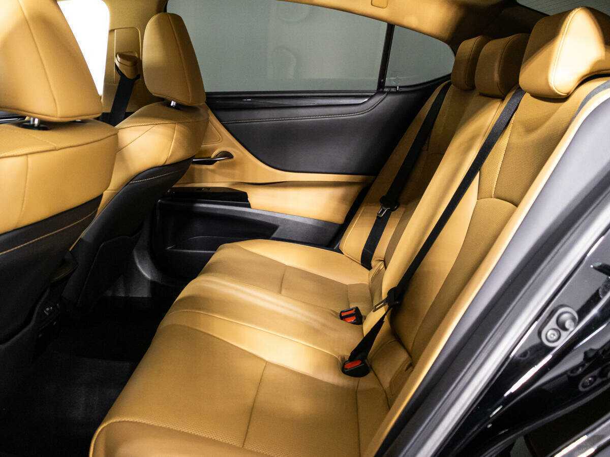 Купить Lexus ES с пробегом. Фото: #9