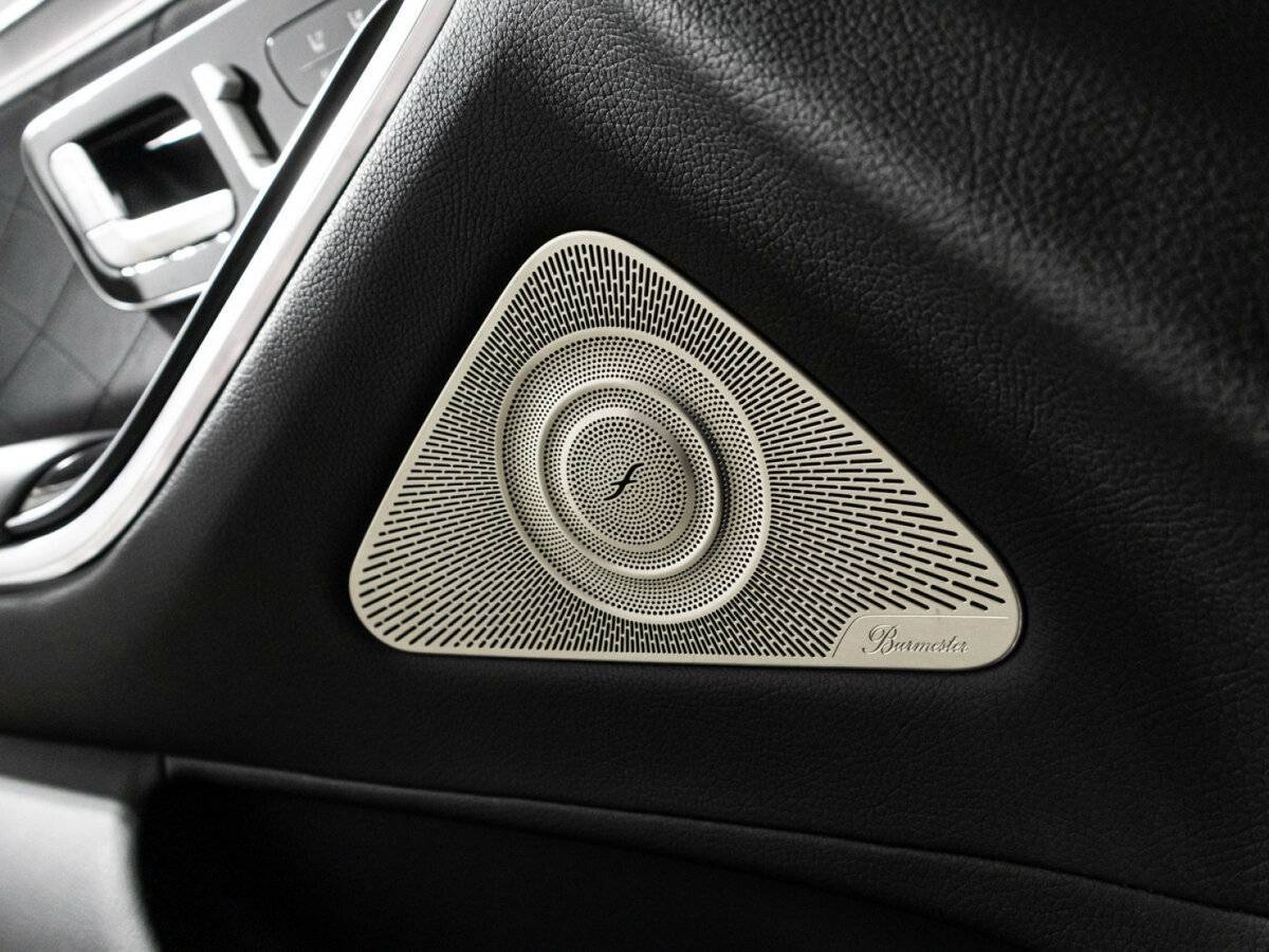 Купить Mercedes-Benz S-Класс с пробегом. Фото: #29