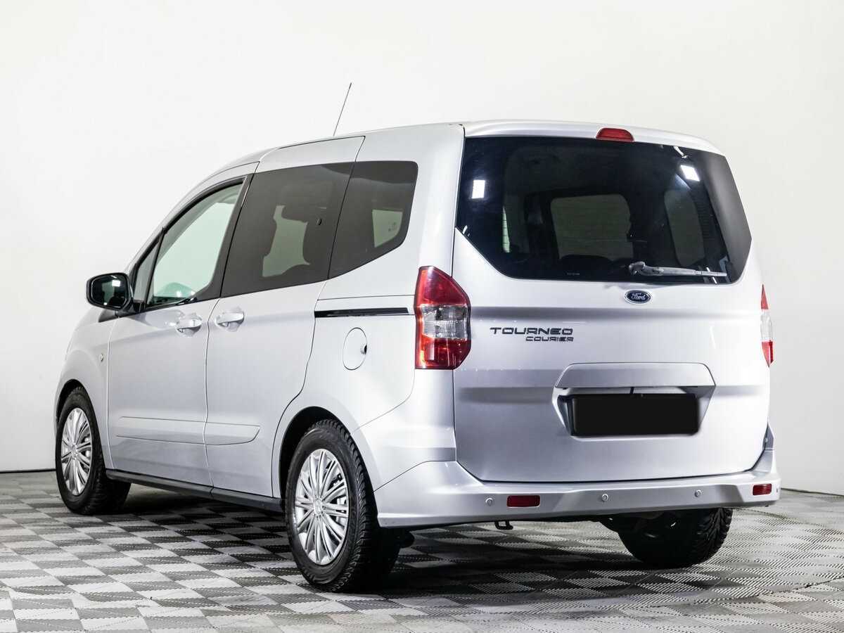 Купить Ford Tourneo Courier с пробегом. Фото: #5