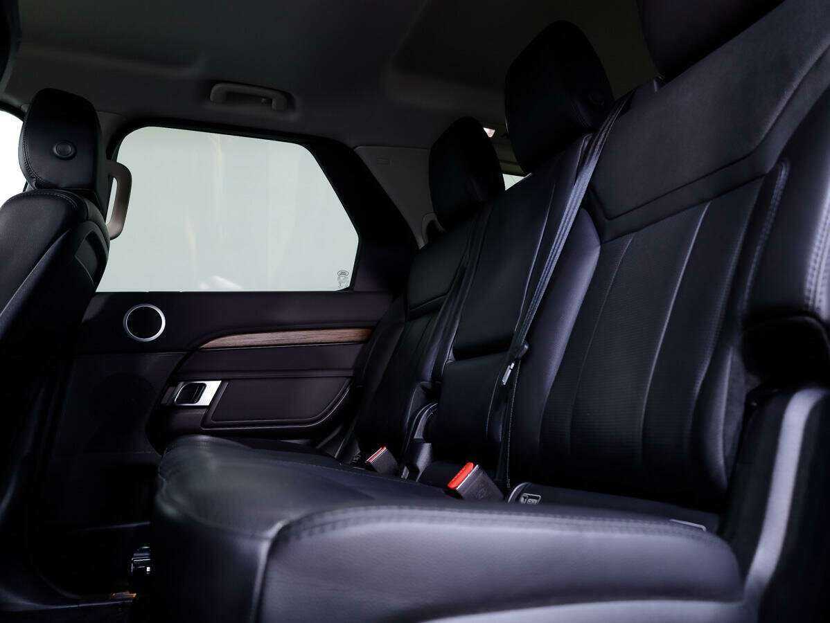 Купить Land Rover Discovery с пробегом. Фото: #11