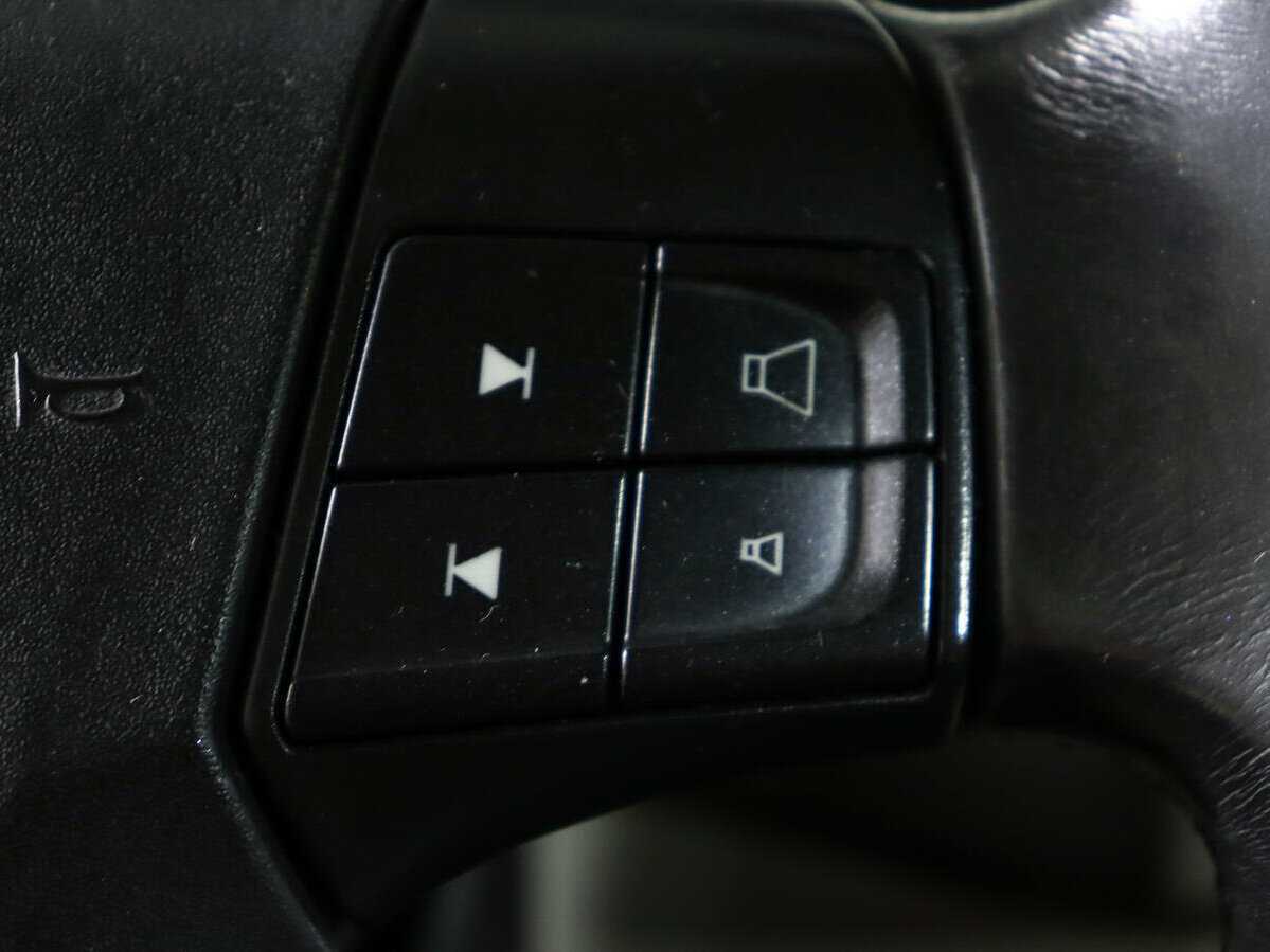 Купить Volvo S40 с пробегом. Фото: #15
