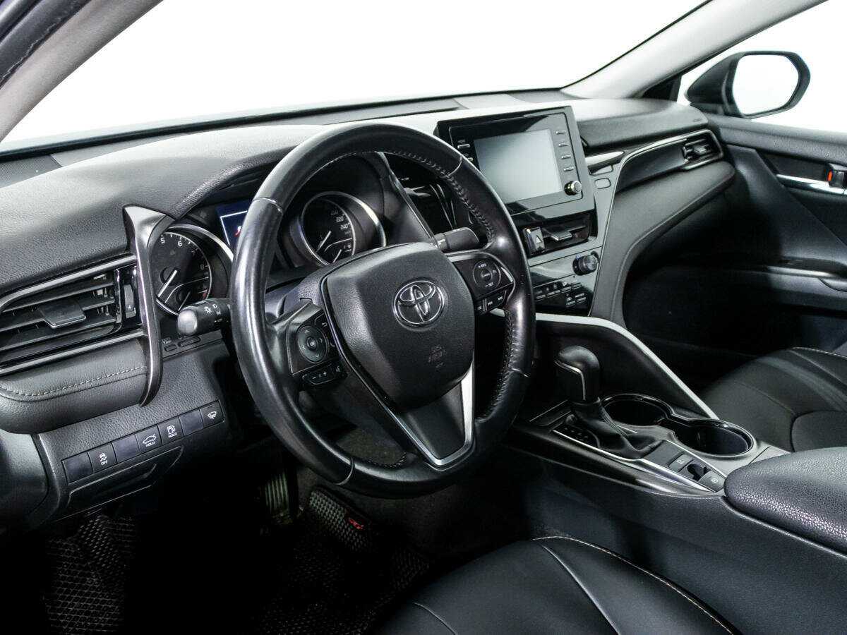 Купить Toyota Camry с пробегом. Фото: #10