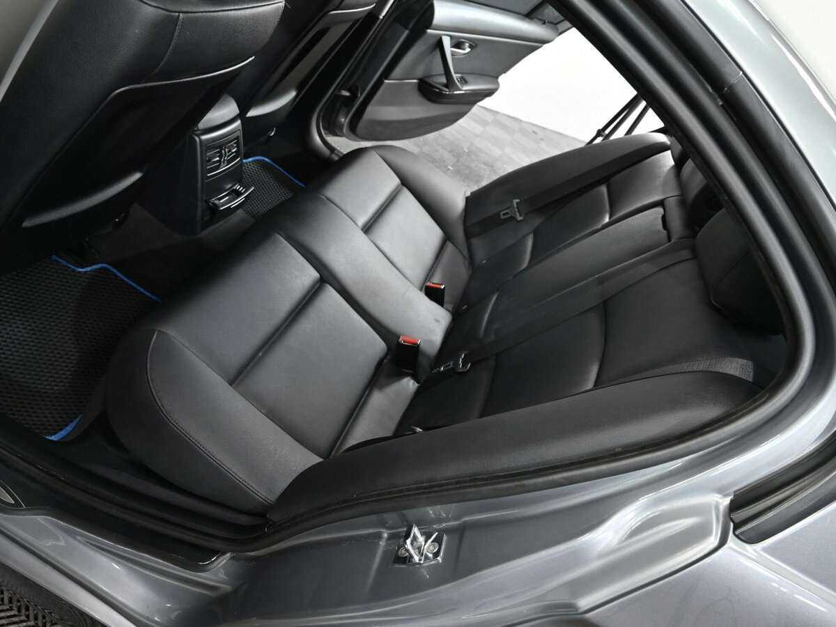 Купить BMW 3 серии с пробегом. Фото: #10
