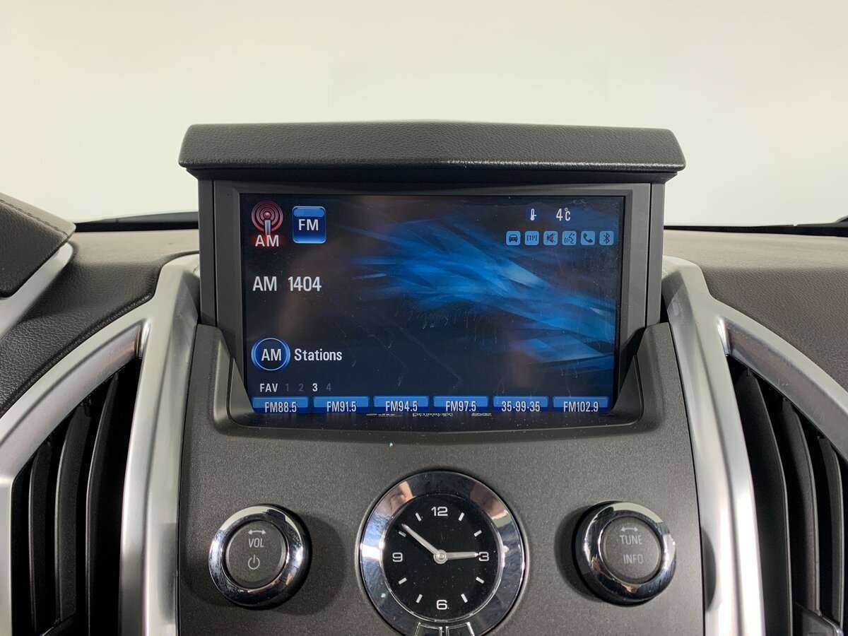 Купить Cadillac SRX с пробегом. Фото: #12
