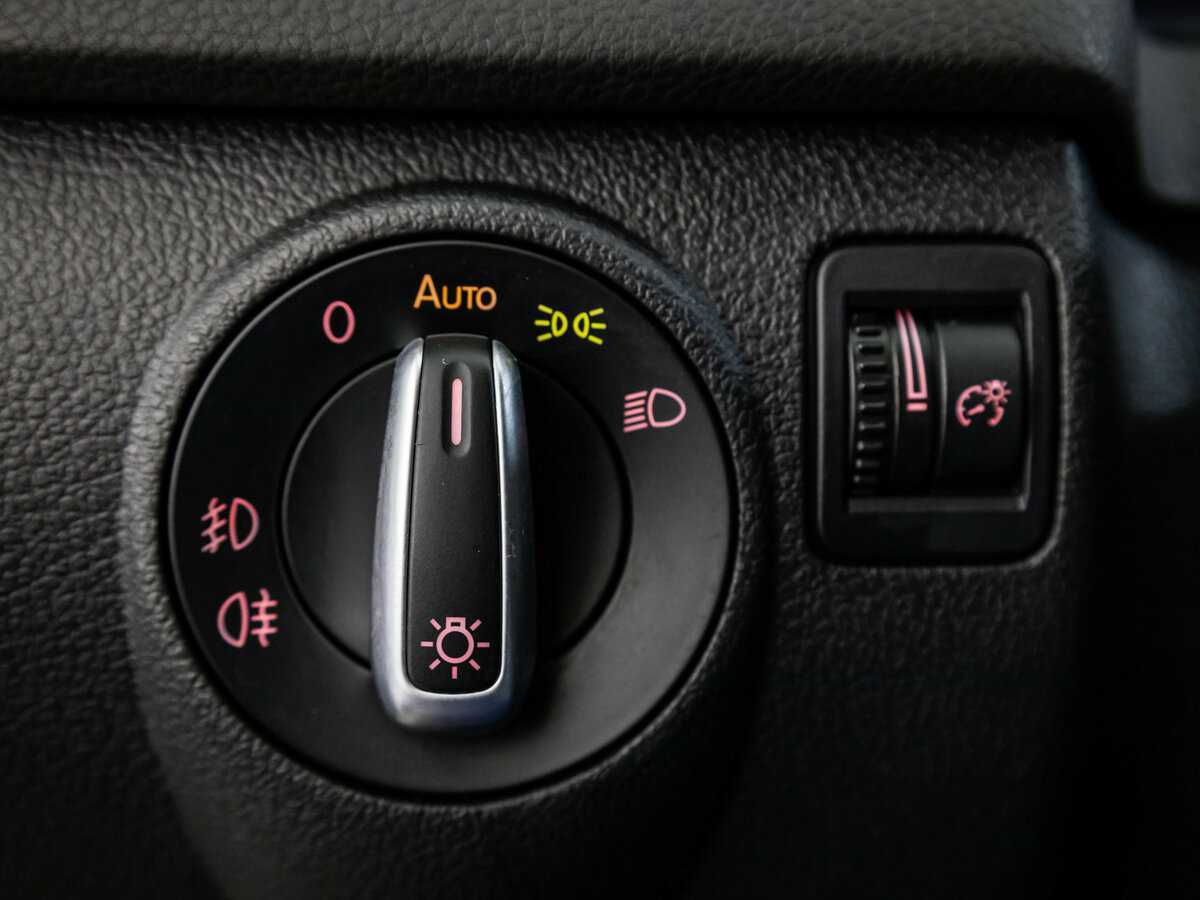 Купить Volkswagen Tiguan с пробегом. Фото: #12