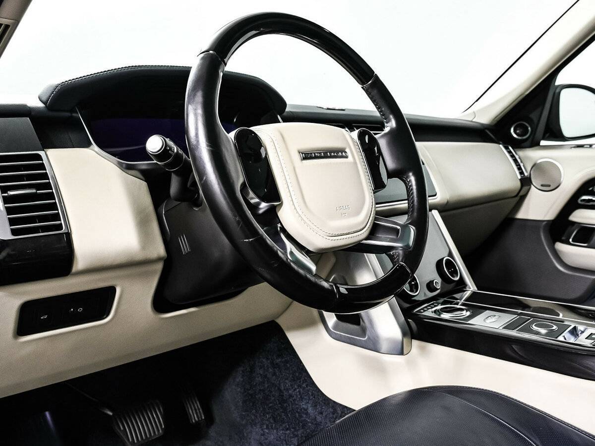 Купить Land Rover Range Rover с пробегом. Фото: #11