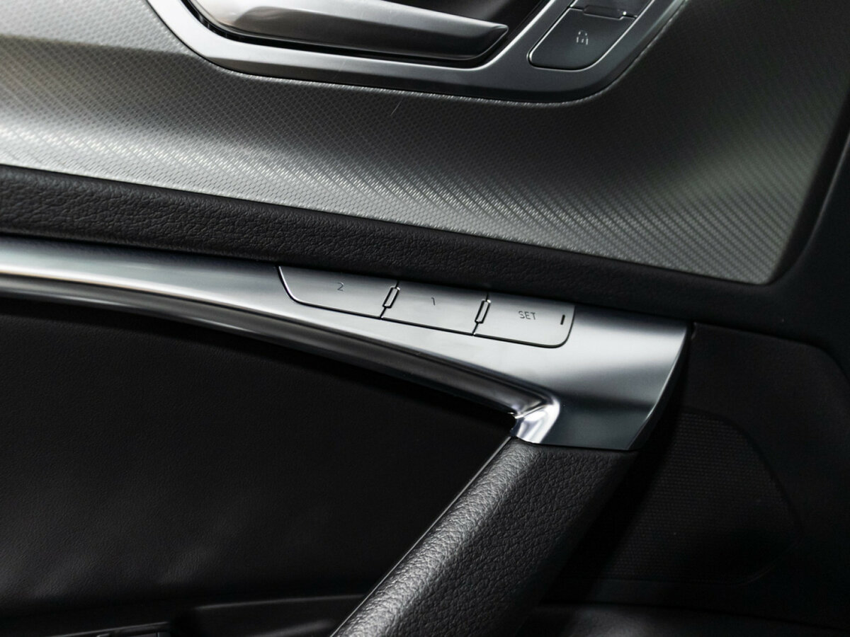 Купить Audi A6 с пробегом. Фото: #13
