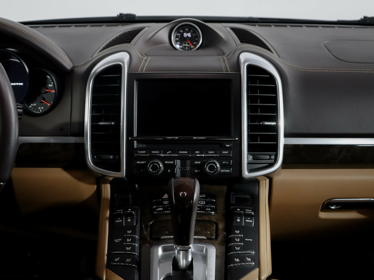 Купить Porsche Cayenne с пробегом. Фото: #12