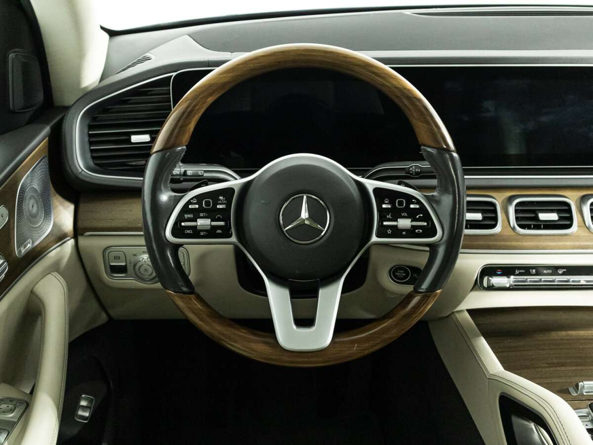 Купить Mercedes-Benz GLS с пробегом. Фото: #27