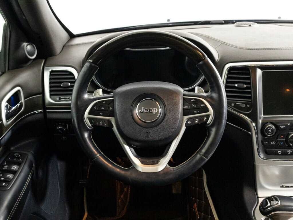 Купить Jeep Grand Cherokee с пробегом. Фото: #21
