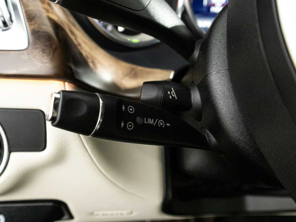 Купить Mercedes-Benz CLS с пробегом. Фото: #21