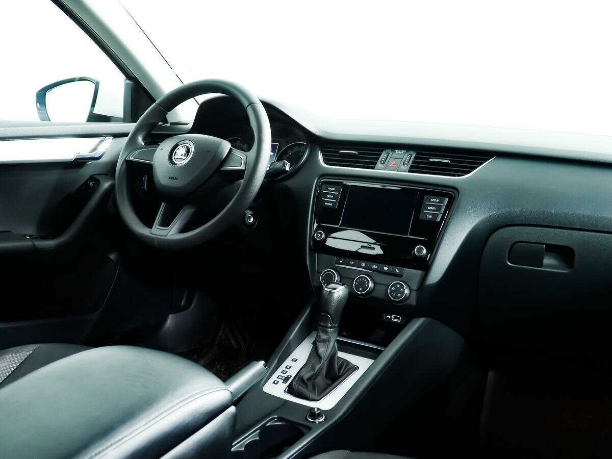 Купить Skoda Octavia с пробегом. Фото: #8