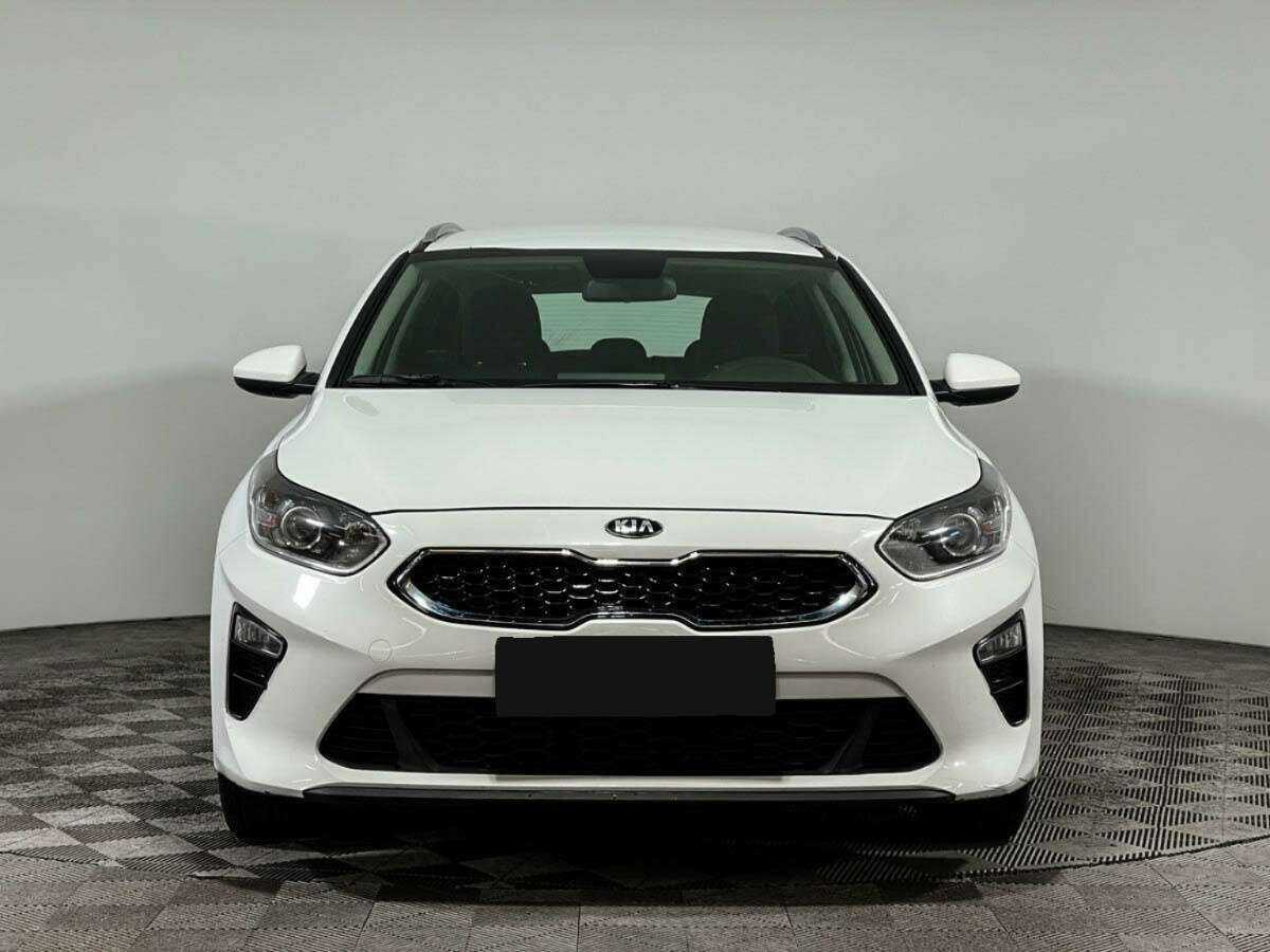 Купить Kia Ceed с пробегом. Фото: #1