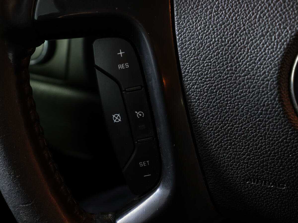 Купить Chevrolet Tahoe с пробегом. Фото: #22