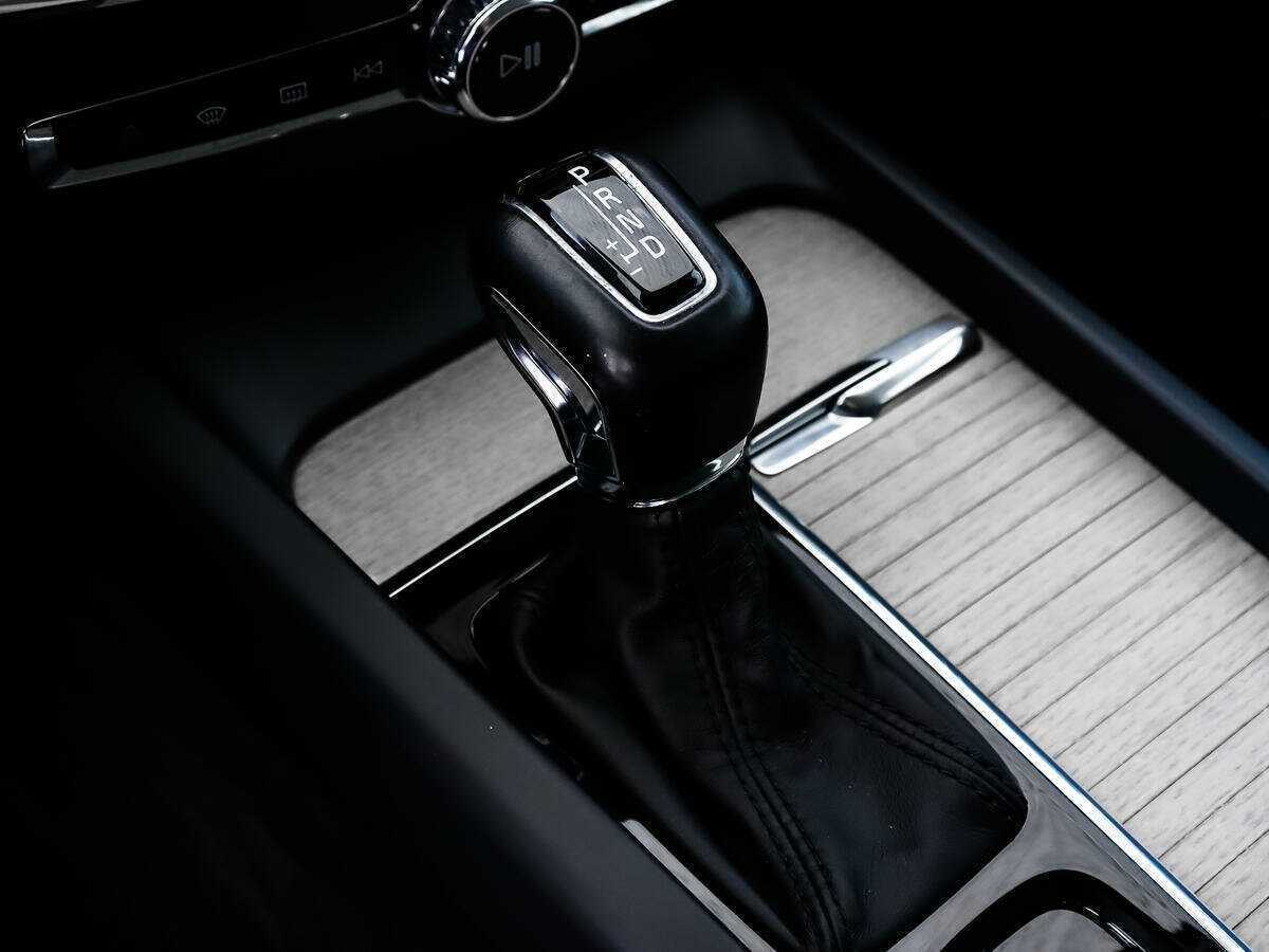 Купить Volvo XC60 с пробегом. Фото: #9