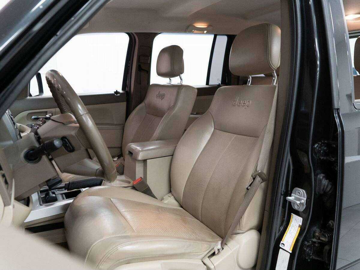 Купить Jeep Cherokee с пробегом. Фото: #5