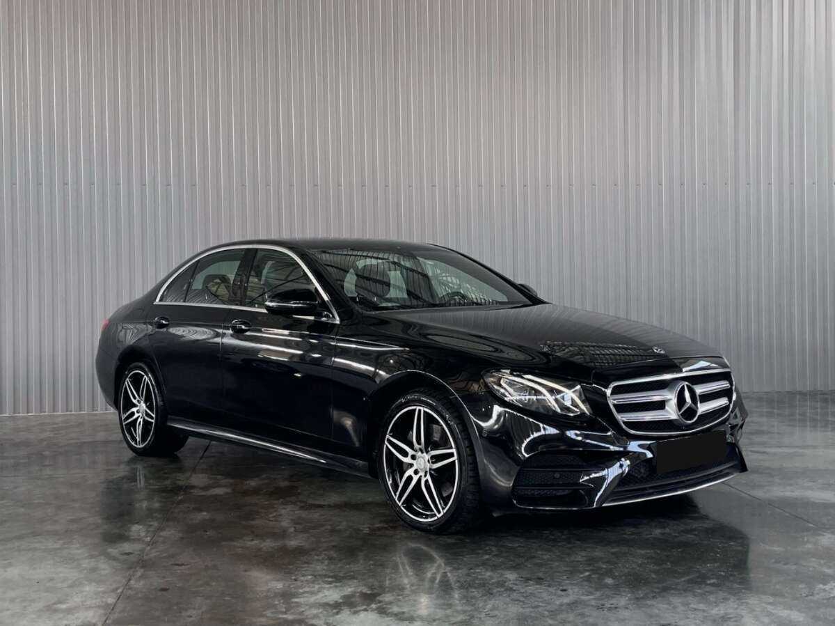 Купить Mercedes-Benz E-Класс с пробегом. Фото: #2