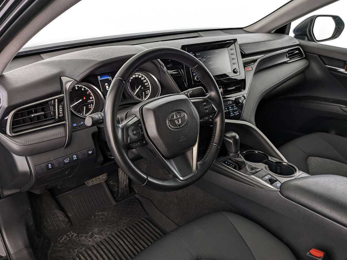 Купить Toyota Camry с пробегом. Фото: #10