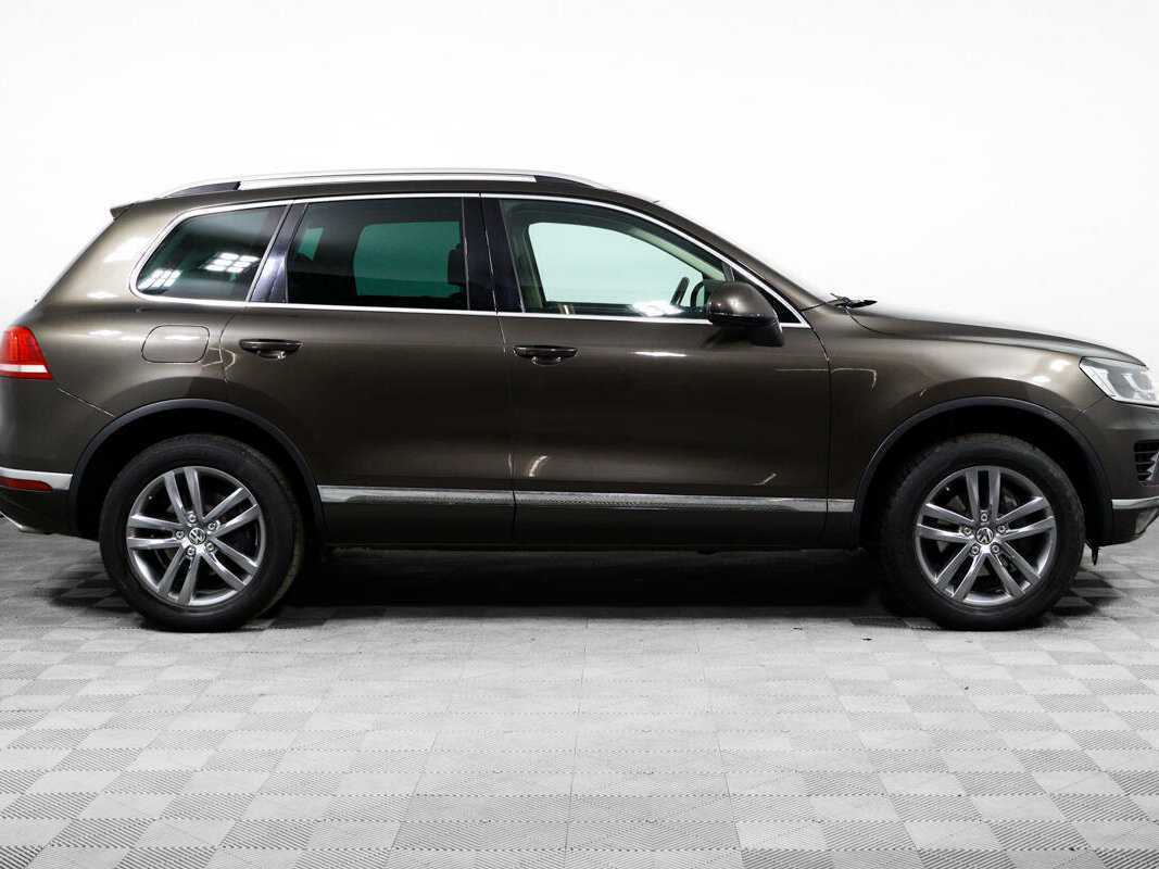 Купить Volkswagen Touareg с пробегом. Фото: #3