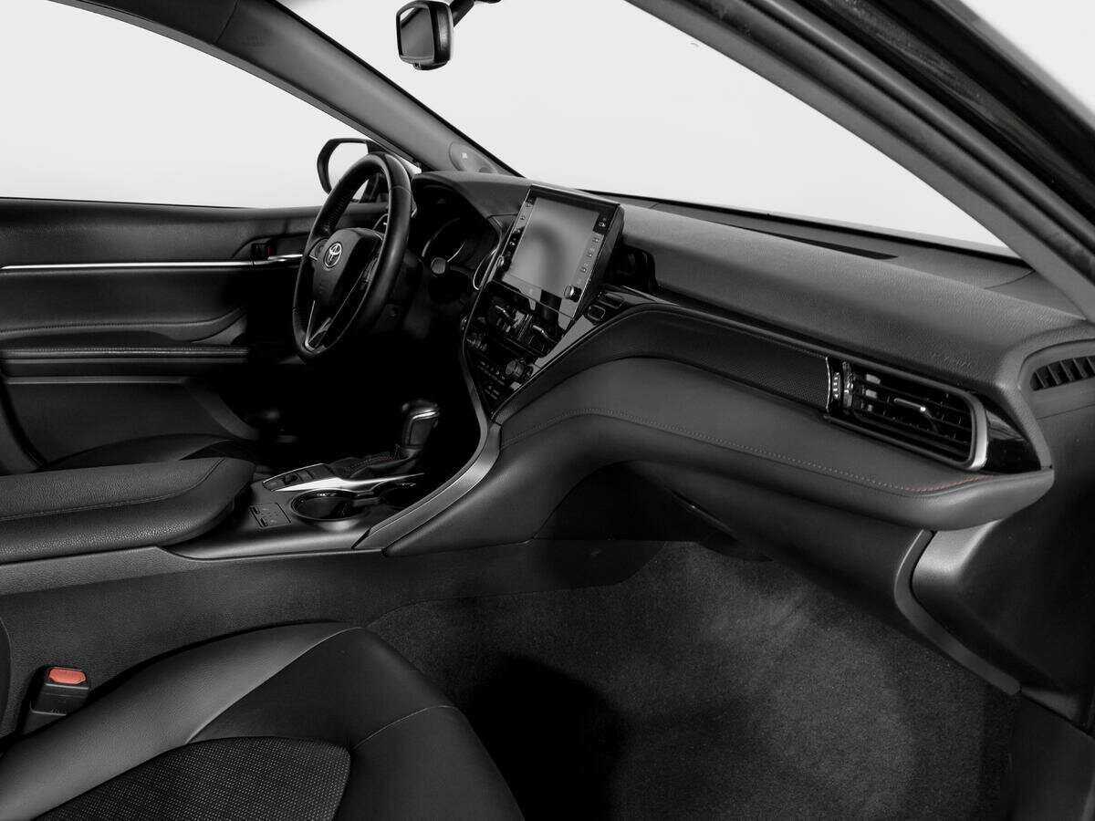 Купить Toyota Camry с пробегом. Фото: #8