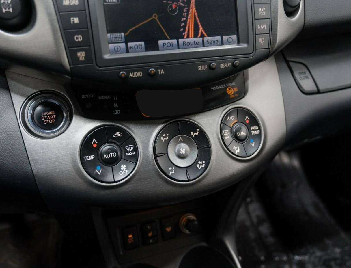 Купить Toyota RAV4 с пробегом. Фото: #24