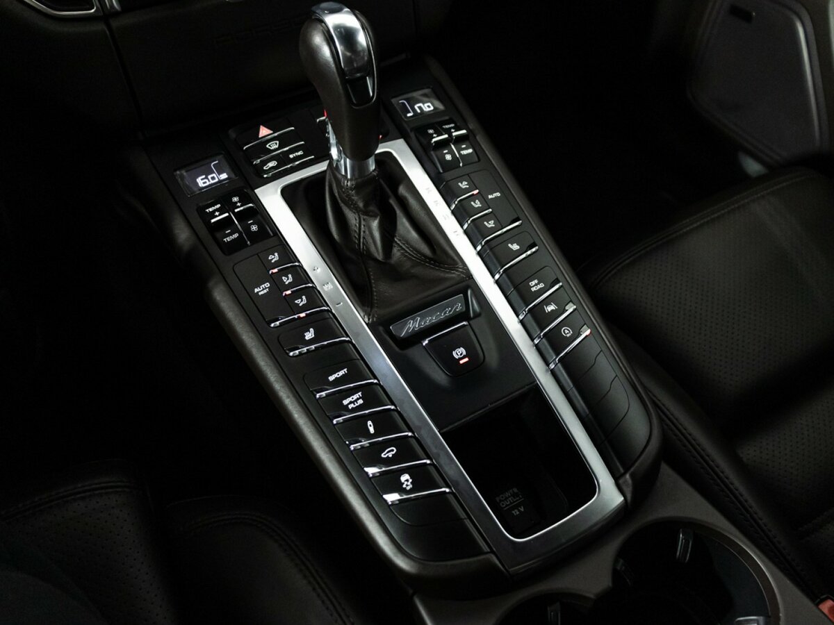 Купить Porsche Macan с пробегом. Фото: #18