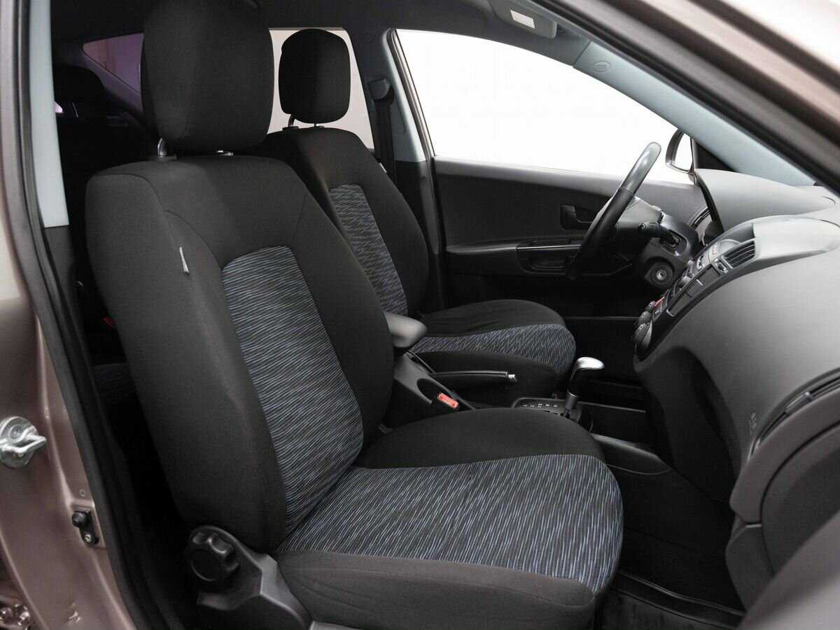 Купить Kia Ceed с пробегом. Фото: #11