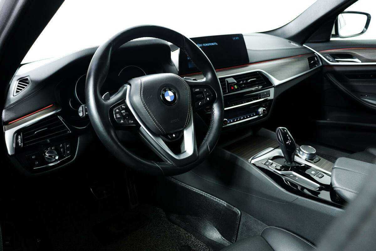 Купить BMW 5 серии с пробегом. Фото: #12