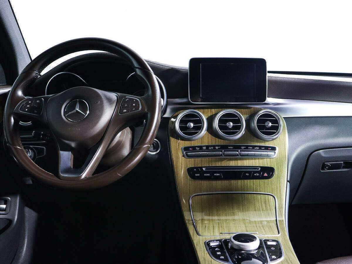 Купить Mercedes-Benz GLC с пробегом. Фото: #8