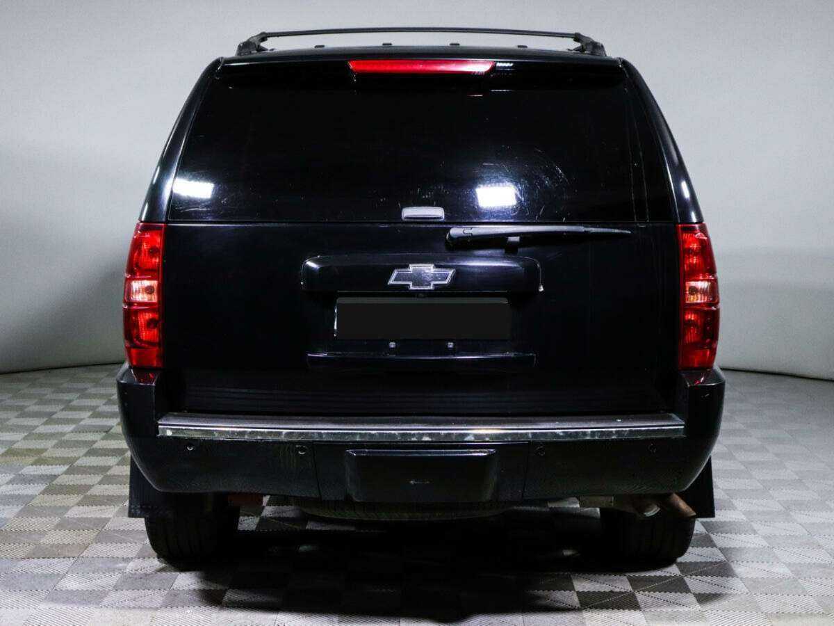 Купить Chevrolet Tahoe с пробегом. Фото: #4