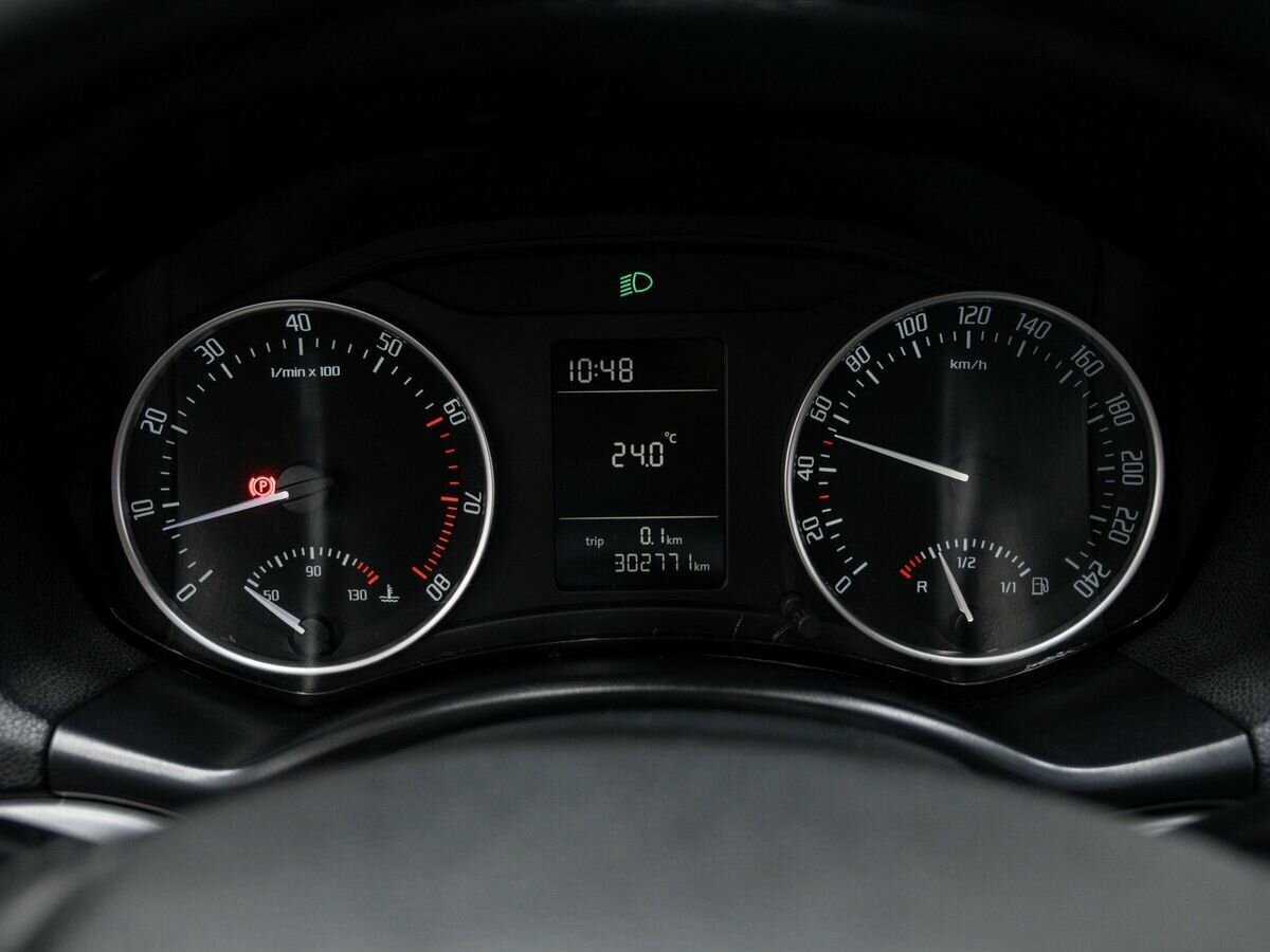 Купить Skoda Octavia с пробегом. Фото: #18