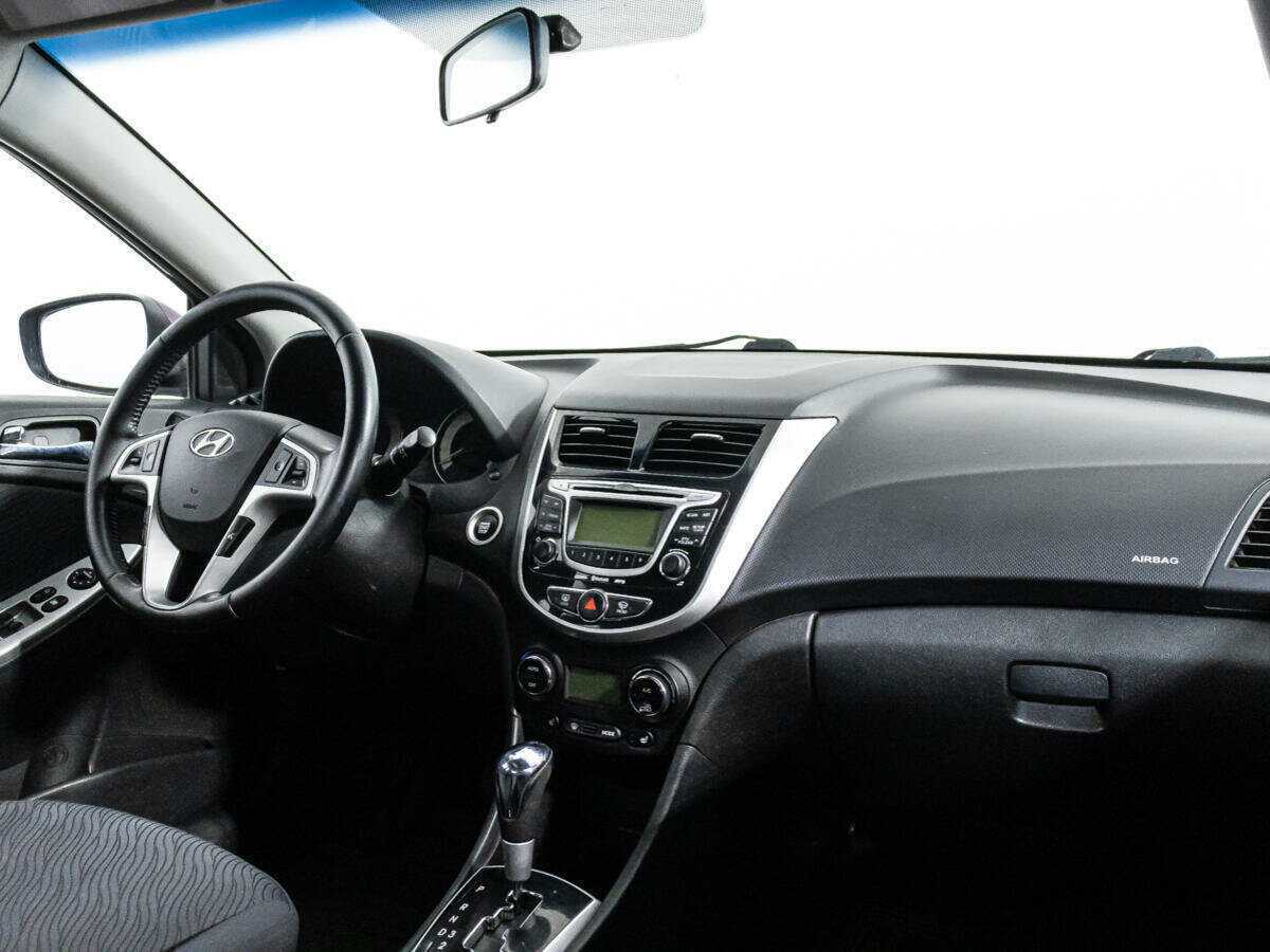 Купить Hyundai Solaris с пробегом. Фото: #8