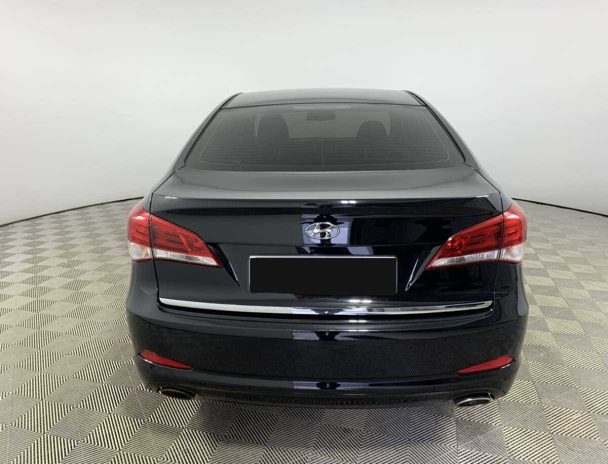 Купить Hyundai i40 с пробегом. Фото: #5