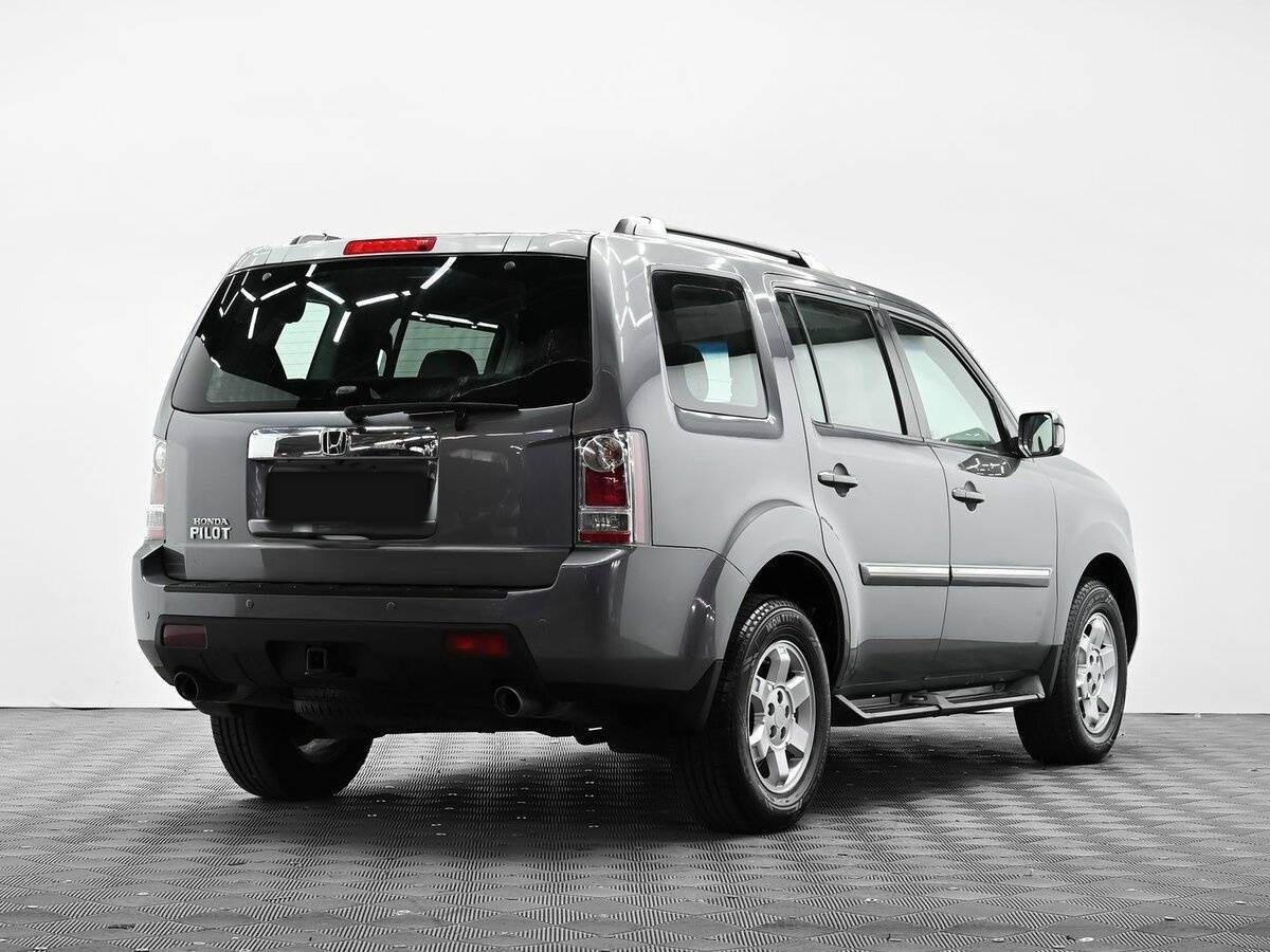 Купить Honda Pilot с пробегом. Фото: #3