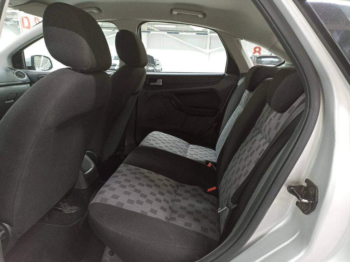 Купить Ford Focus с пробегом. Фото: #11