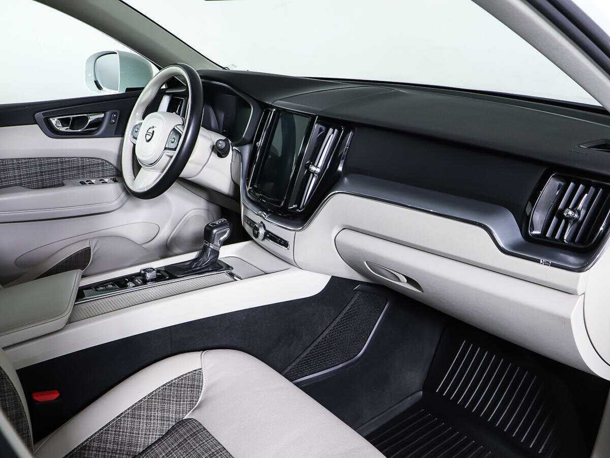 Купить Volvo XC60 с пробегом. Фото: #8
