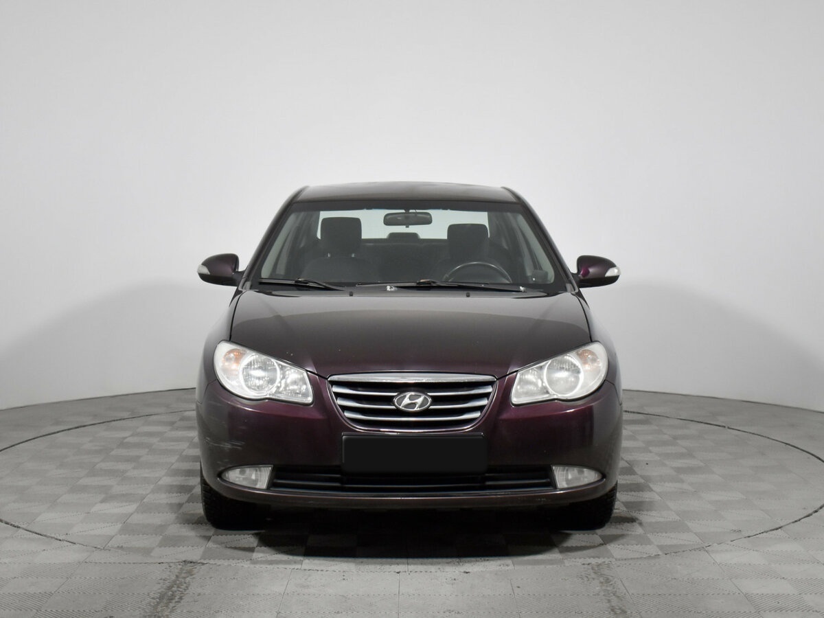 Купить Hyundai Elantra с пробегом. Фото: #1