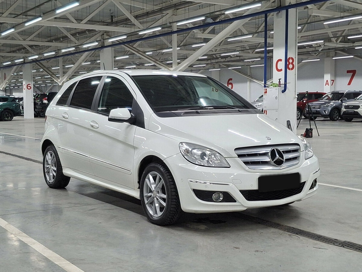 Купить Mercedes-Benz B-Класс с пробегом. Фото: #2