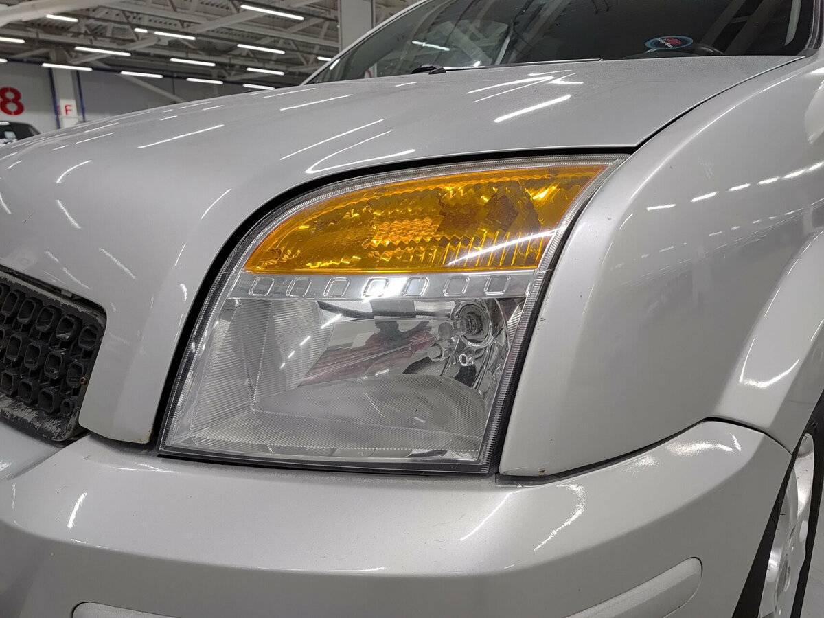 Купить Ford Fusion с пробегом. Фото: #12